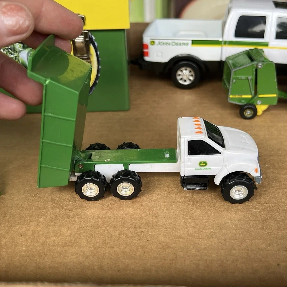 John Deere Tractors ERTL Toys Lunch Box Sign Combine‎ Tractor Truck - Lot of 13